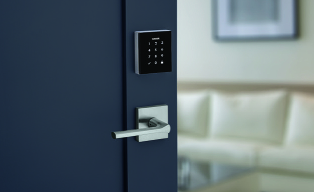 Obsidian-touchscreen-electronic-lock-in-satin-nickel-lifestyle web Obsidian-touchscreen-electronic-lock-in-satin-nickel-lifestyle web