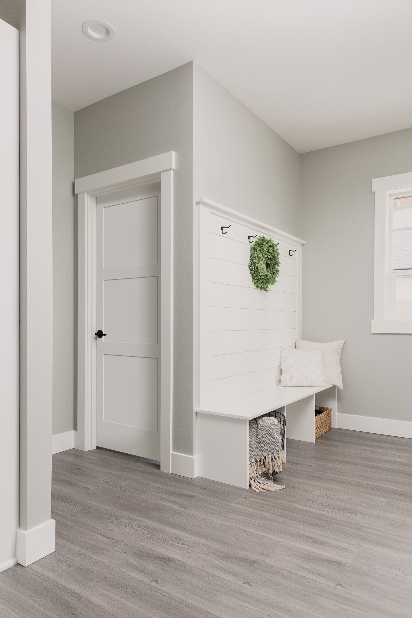 ADP_WS&R-730-Primed-foyer ADP_WS&R-730-Primed-foyer