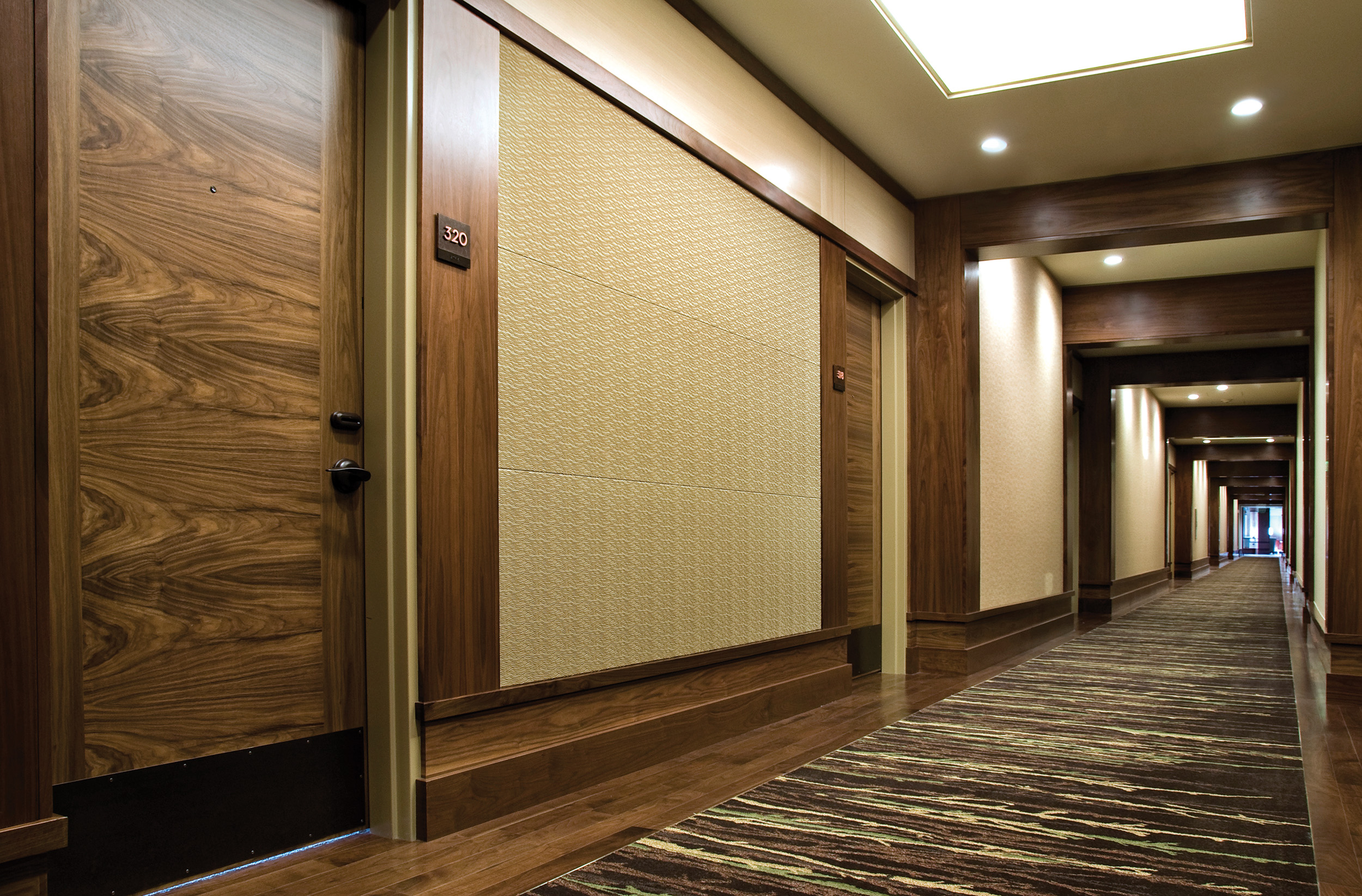 LDI_StileLine Walnut Double Stile Allison Hallway